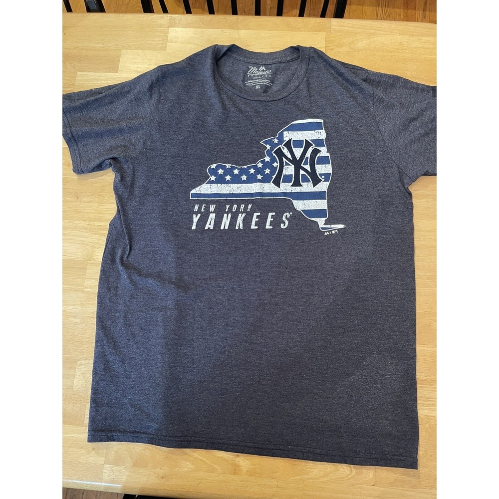 New York Yankee Majestic Threads Tshirt Mens Xl